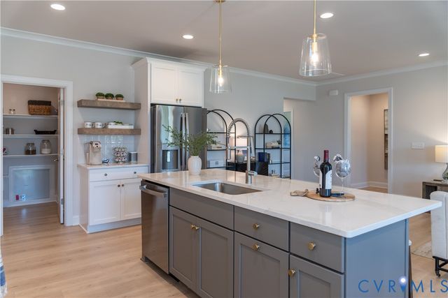 8693 Hope Farm Ln, Mechanicsville, VA 23111