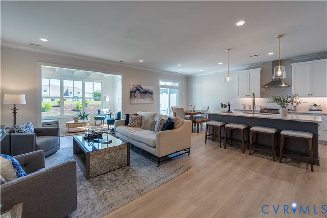 8693 Hope Farm Ln, Mechanicsville, VA 23111