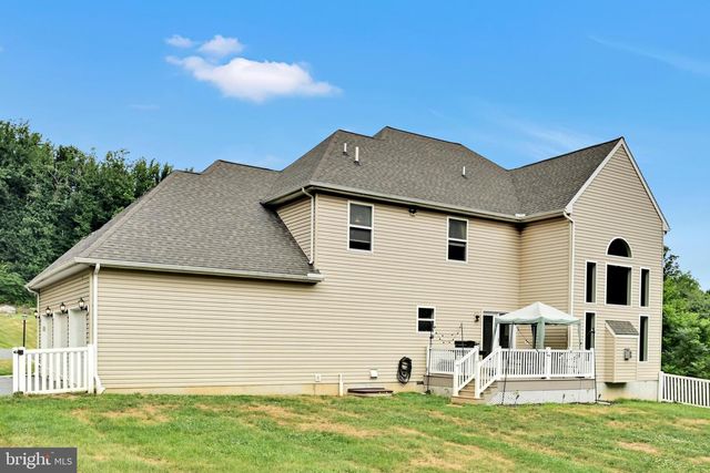 234 CRIMSON LN, Elizabethtown, PA 17022