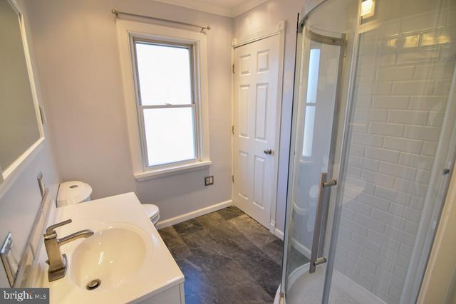 1071 W BRISTOL RD, Warminster, PA 18974