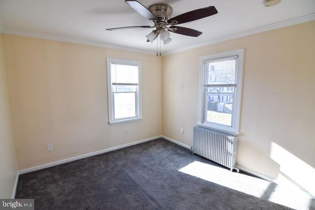 1071 W BRISTOL RD, Warminster, PA 18974