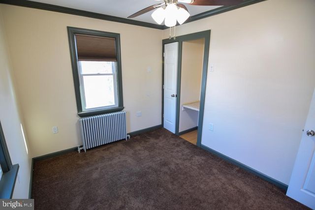 1071 W BRISTOL RD, Warminster, PA 18974