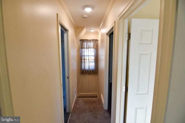 1071 W BRISTOL RD, Warminster, PA 18974