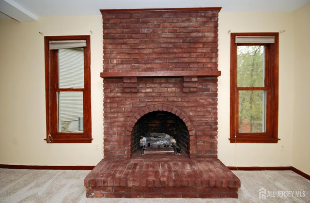 6 Heather Lane, Middlesex, NJ 08846