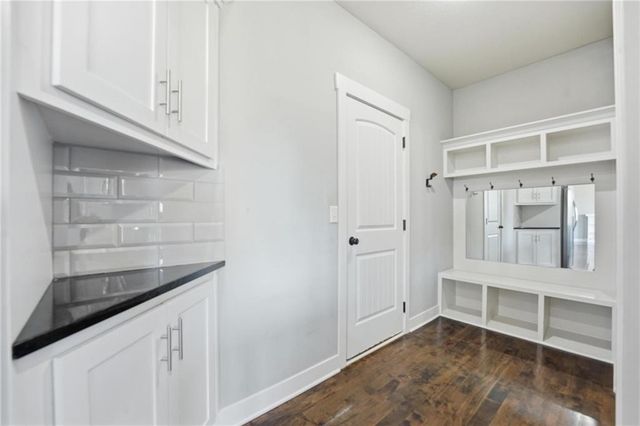 8050 NE 100th Terrace, Kansas City, MO 64157