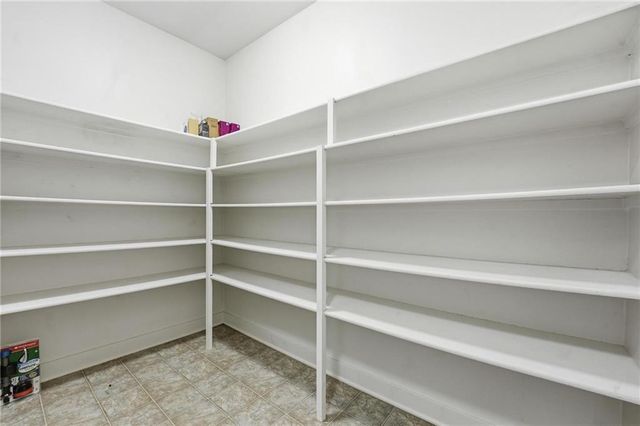 8050 NE 100th Terrace, Kansas City, MO 64157