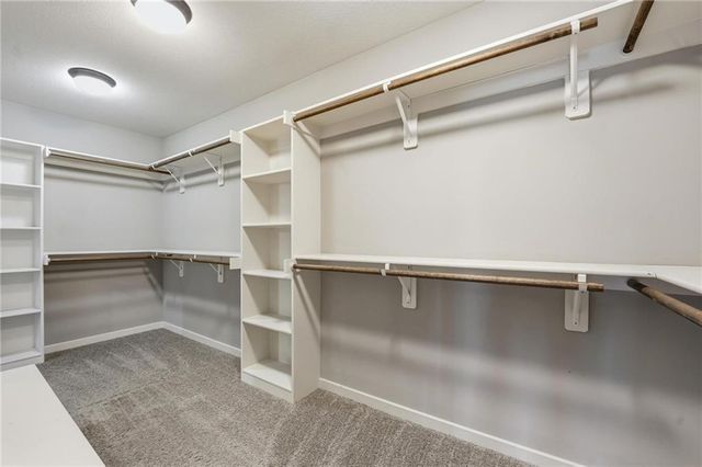 8050 NE 100th Terrace, Kansas City, MO 64157