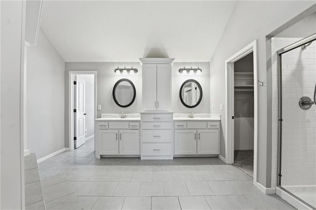 8050 NE 100th Terrace, Kansas City, MO 64157