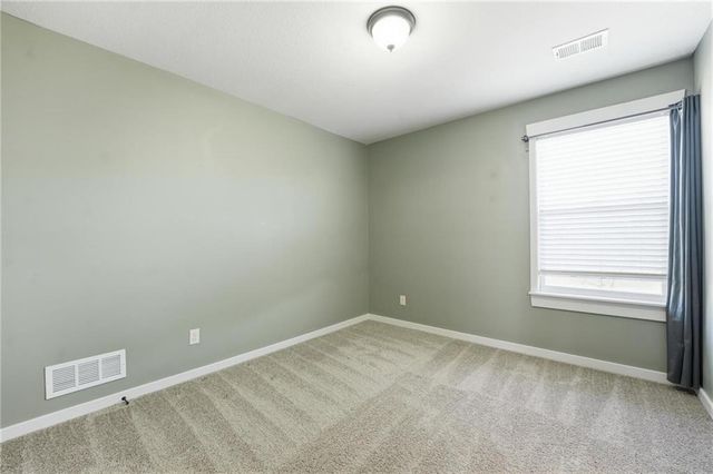 8050 NE 100th Terrace, Kansas City, MO 64157