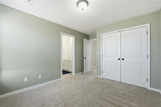 8050 NE 100th Terrace, Kansas City, MO 64157