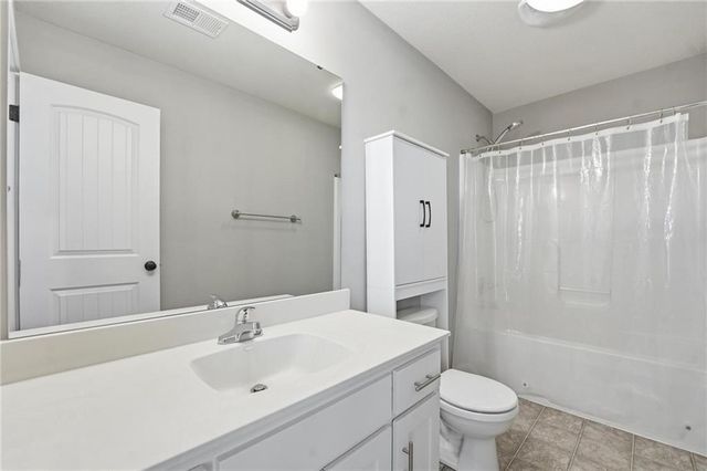 8050 NE 100th Terrace, Kansas City, MO 64157