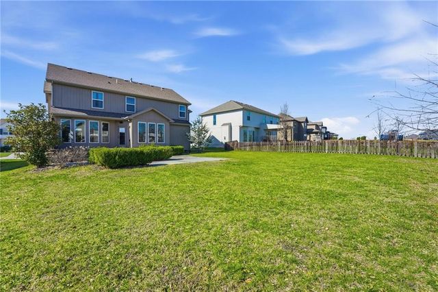 8050 NE 100th Terrace, Kansas City, MO 64157