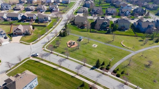 8050 NE 100th Terrace, Kansas City, MO 64157