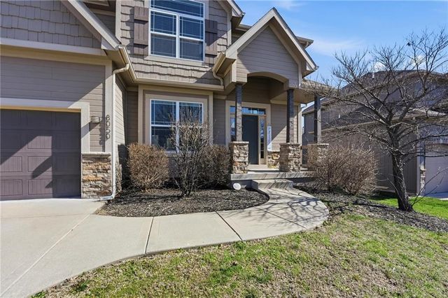 8050 NE 100th Terrace, Kansas City, MO 64157
