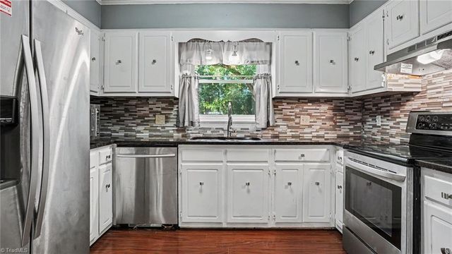 1831 Pope Lane, Kernersville, NC 27284