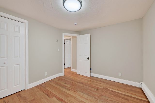 18 Elbridge Rd, Auburn, MA 01501