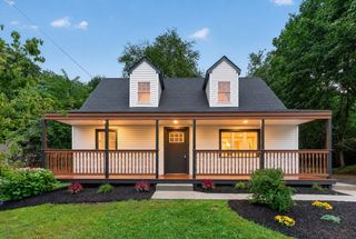 18 Elbridge Rd, Auburn, MA 01501