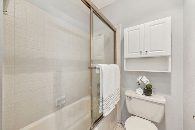 9600 Royal Lane 201, Dallas, TX 75243