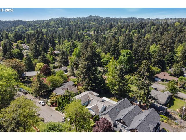 8921 Sw 7TH Ave, Portland, OR 97219
