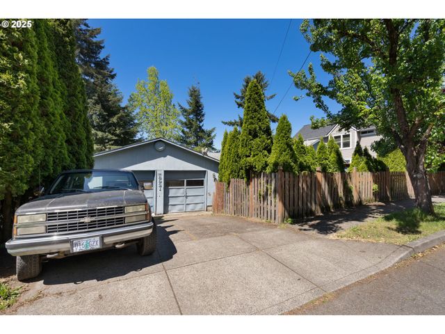 8921 Sw 7TH Ave, Portland, OR 97219