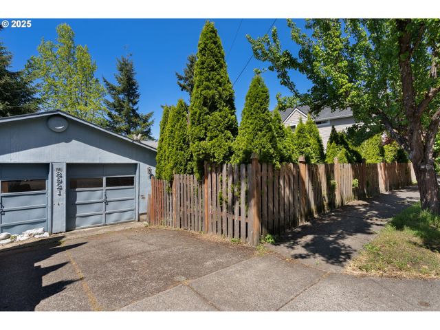 8921 Sw 7TH Ave, Portland, OR 97219