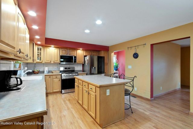 188 Hoyt Street, Port Ewen, NY 12466