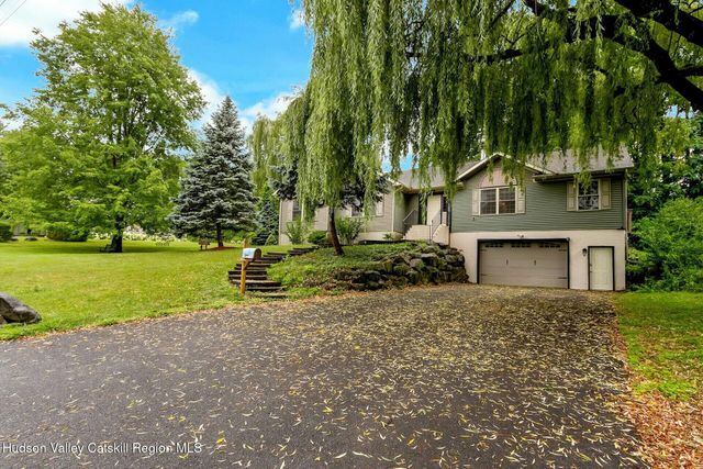 188 Hoyt Street, Port Ewen, NY 12466