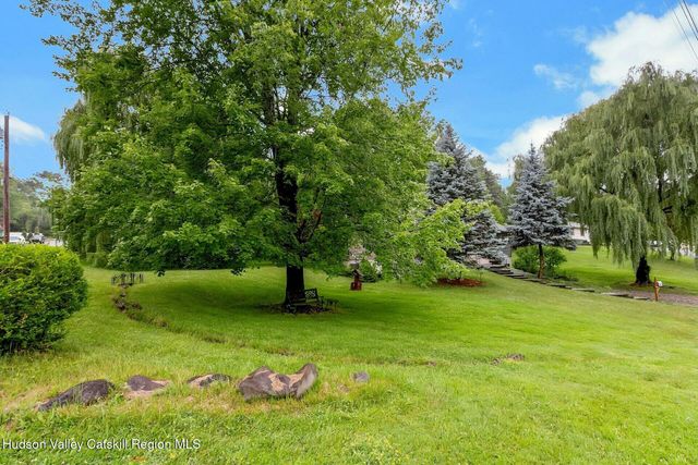 188 Hoyt Street, Port Ewen, NY 12466