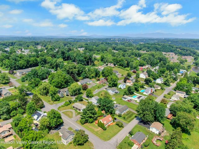 188 Hoyt Street, Port Ewen, NY 12466