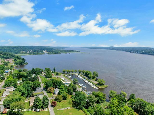 188 Hoyt Street, Port Ewen, NY 12466