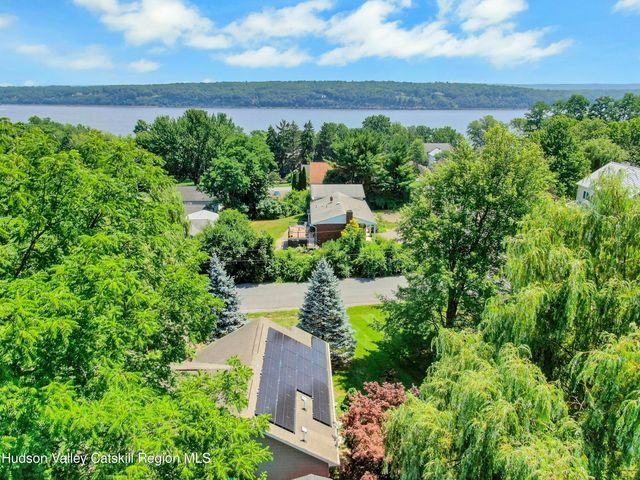 188 Hoyt Street, Port Ewen, NY 12466