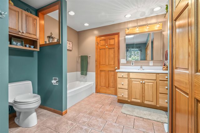 658 Fair Drive, Bronson, MI 49028