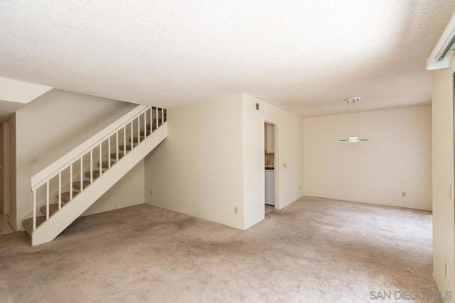 10247 Caminito Covewood, San Diego, CA 92131