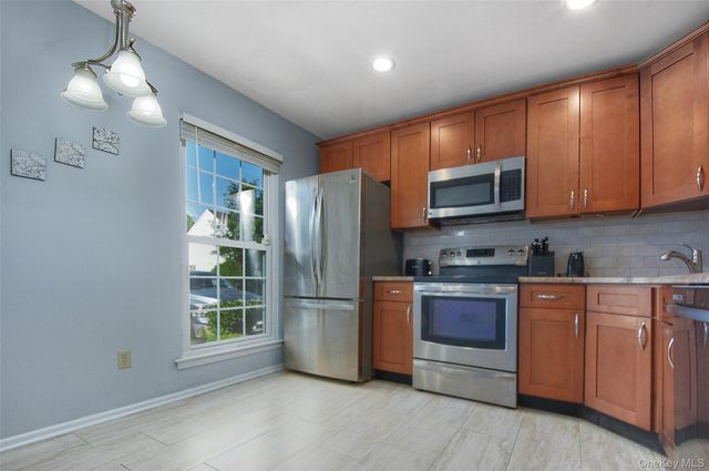 57 Yorkshire Terrace, Washingtonville, NY 10992