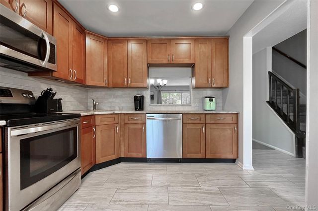 57 Yorkshire Terrace, Washingtonville, NY 10992