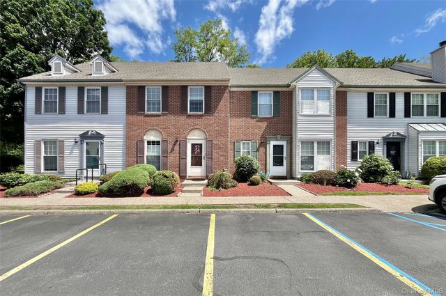 57 Yorkshire Terrace, Washingtonville, NY 10992
