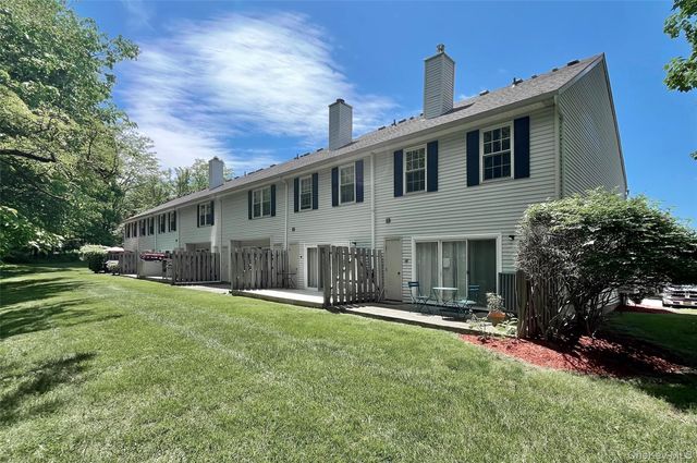 57 Yorkshire Terrace, Washingtonville, NY 10992