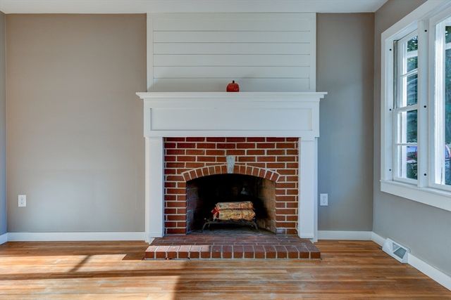 24 Causeway Terrace, Leominster, MA 01453