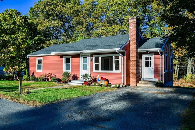 24 Causeway Terrace, Leominster, MA 01453