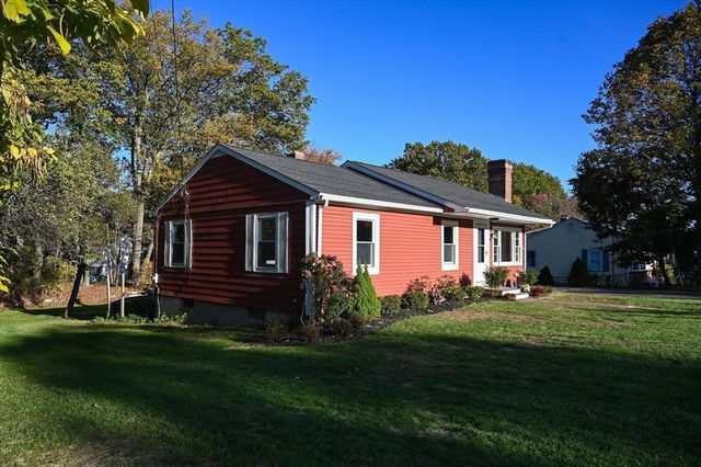 24 Causeway Terrace, Leominster, MA 01453