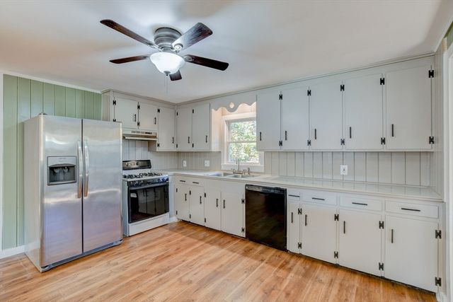 24 Causeway Terrace, Leominster, MA 01453