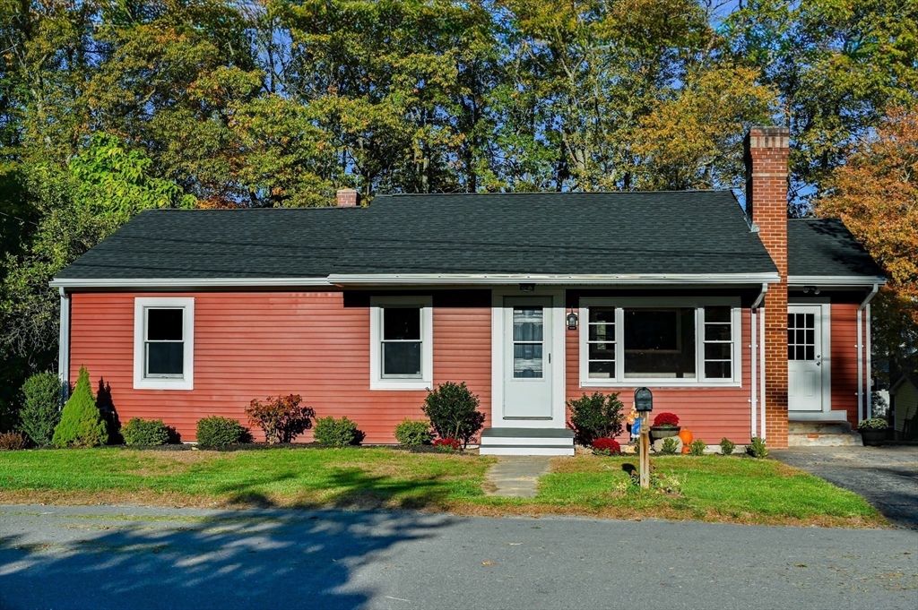 24 Causeway Terrace, Leominster, MA 01453