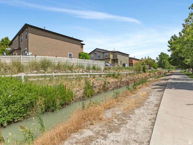 563 W GOLDENROD WAY, Saratoga Springs, UT 84045
