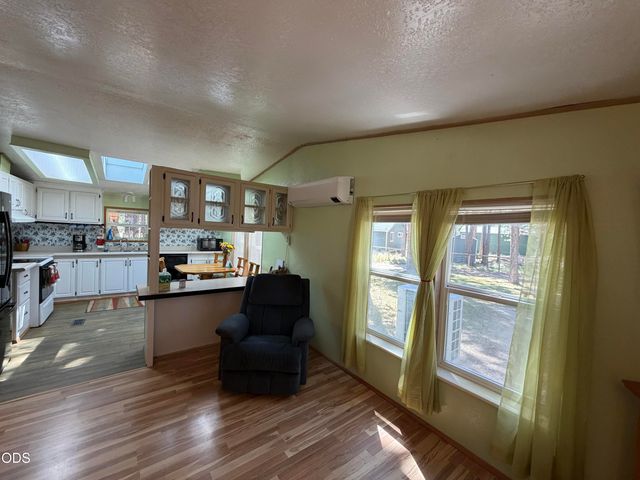 16160 Mountain Sheep Lane, Bend, OR 97707