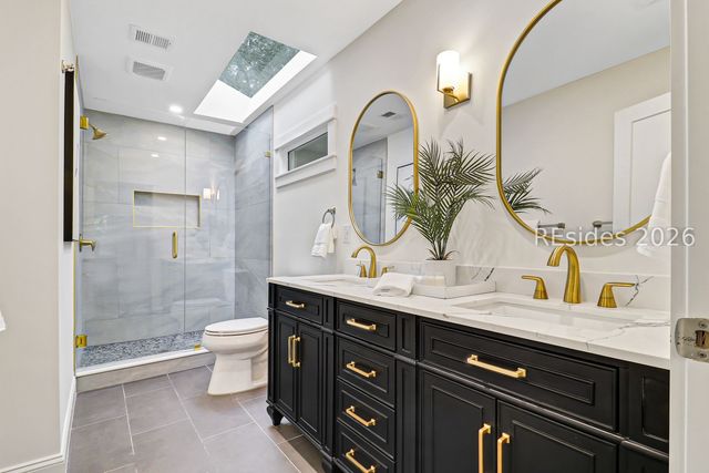 72 Lawton Rd, Hilton Head Island, SC 29928