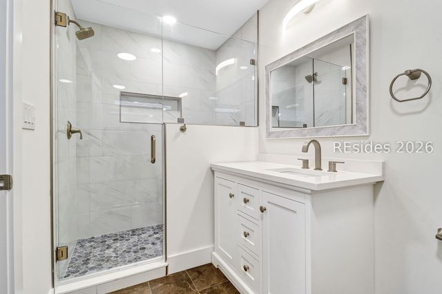 72 Lawton Rd, Hilton Head Island, SC 29928