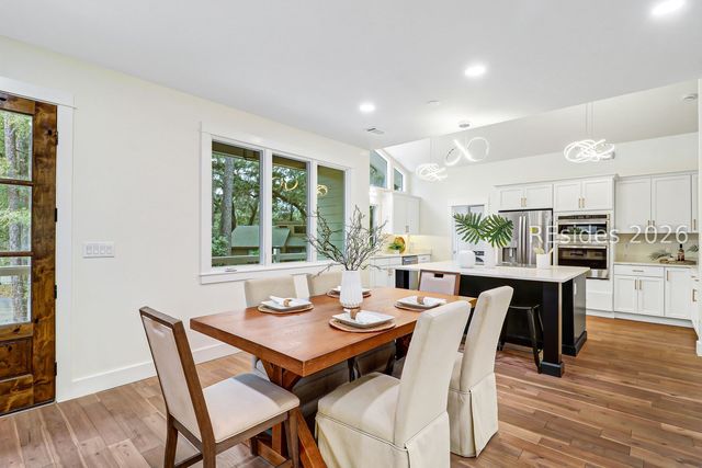 72 Lawton Rd, Hilton Head Island, SC 29928