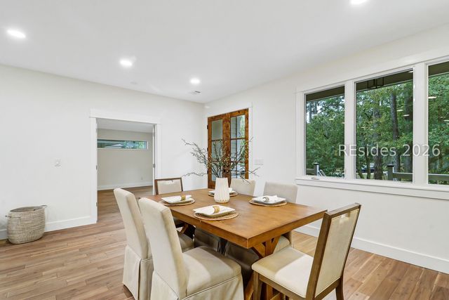 72 Lawton Rd, Hilton Head Island, SC 29928