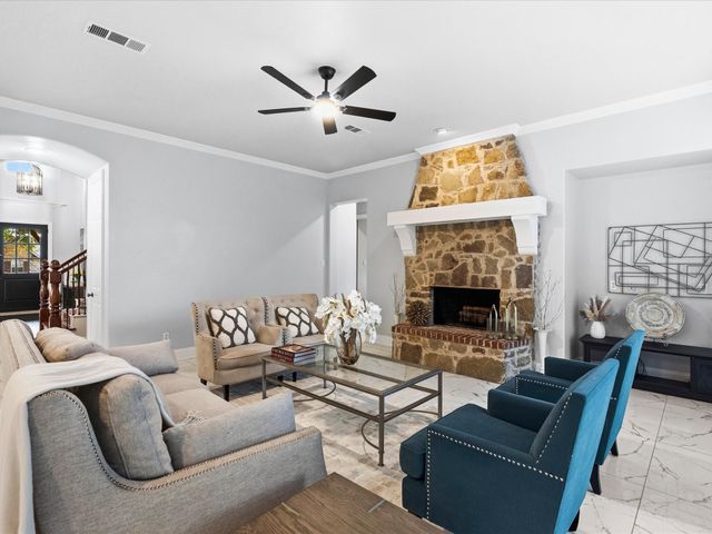 4332 Milsop Drive, Carrollton, TX 75010