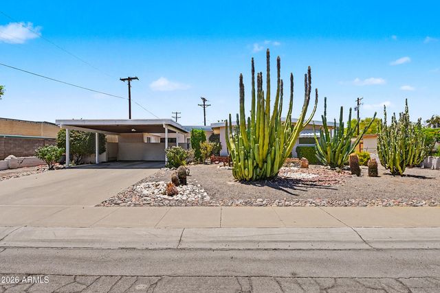 2210 N 74TH Street, Scottsdale, AZ 85257